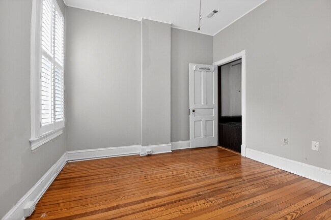 Building Photo - 1319 Massachusetts Ave SE