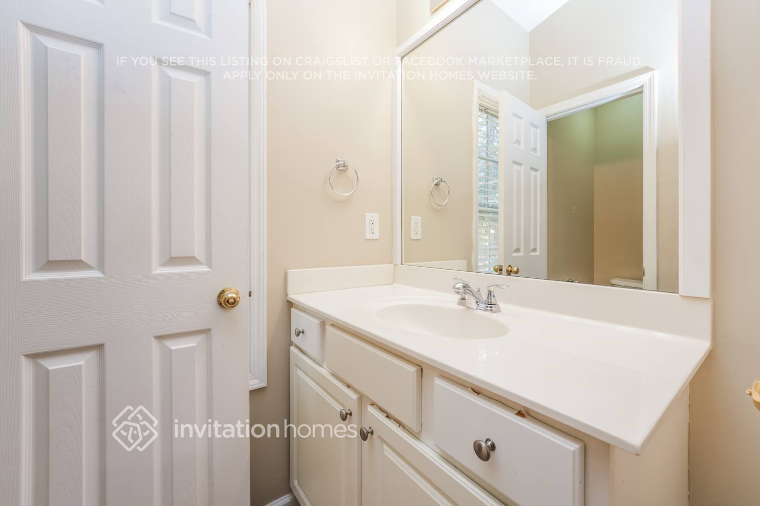 Building Photo - 30 Rosemoore Dr