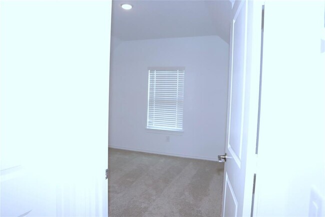 Building Photo - 1216 Gable Breeze Dr