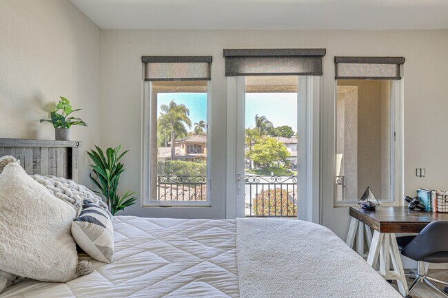 Building Photo - 2225 Corte Ananas