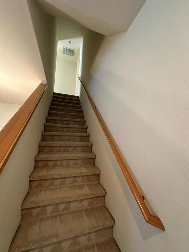 Building Photo - 2565 Evans Ct