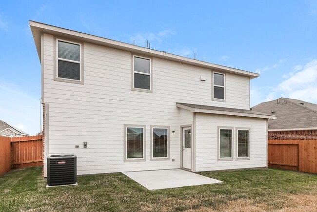 Building Photo - 413 Polly Grv Dr