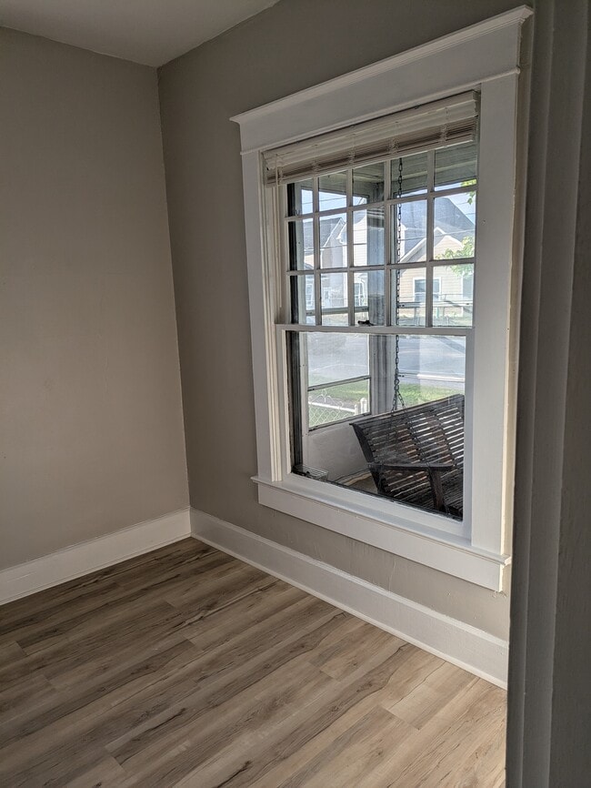 Building Photo - 1403 Beechwood Ave