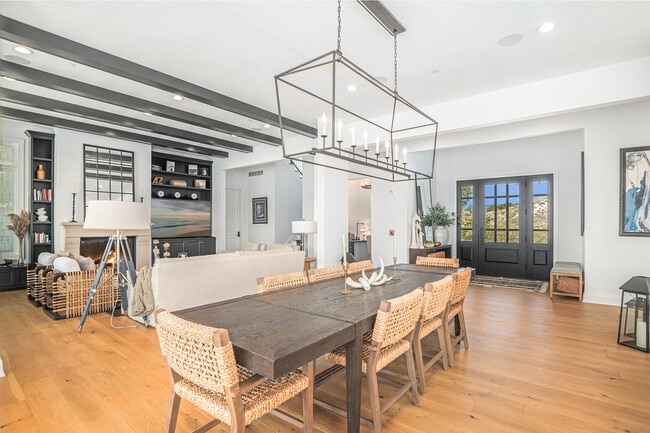 Building Photo - 6736 Saugatuck Bch Rd