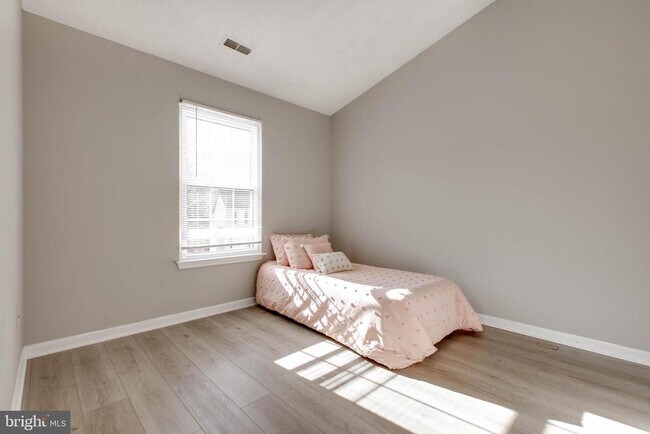 Building Photo - 1734 Sea Pine Cir