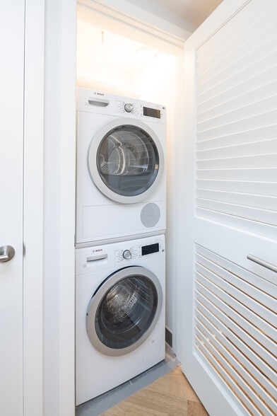 Building Photo - 12 Commonwealth Ave