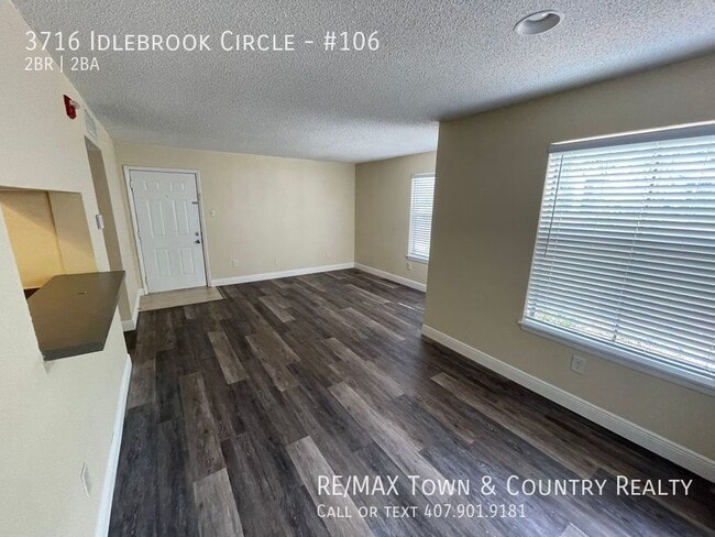 Building Photo - 3716 Idlebrook Cir