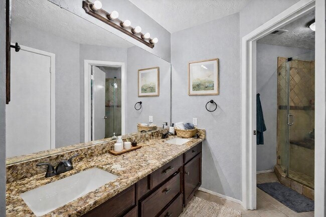 Building Photo - 1418 Pennygent Ln