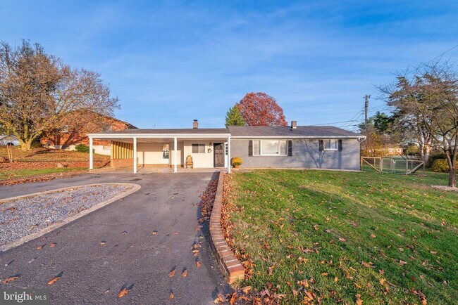 Building Photo - 11419 Greenberry Rd