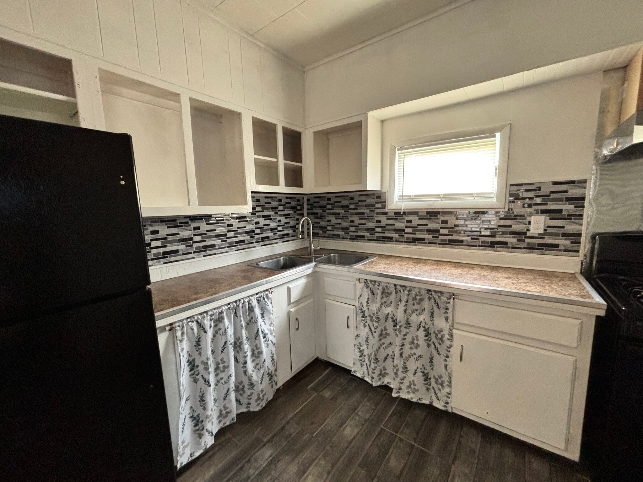 Building Photo - 1934 Butterfield Ave