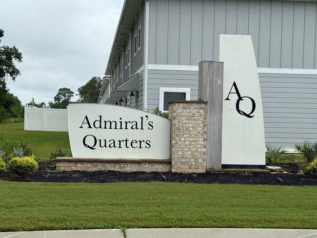 Building Photo - Pensacola - Admirals Quarters - 3 bedroom,...
