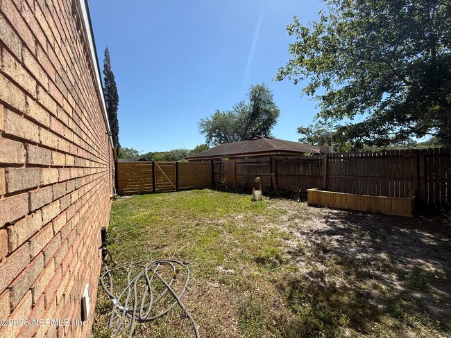 Building Photo - 8618 Boxberry Ln