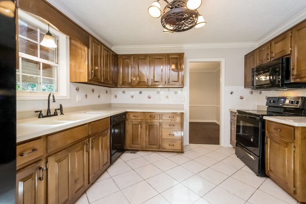 Building Photo - 6858 Creekwood Dr