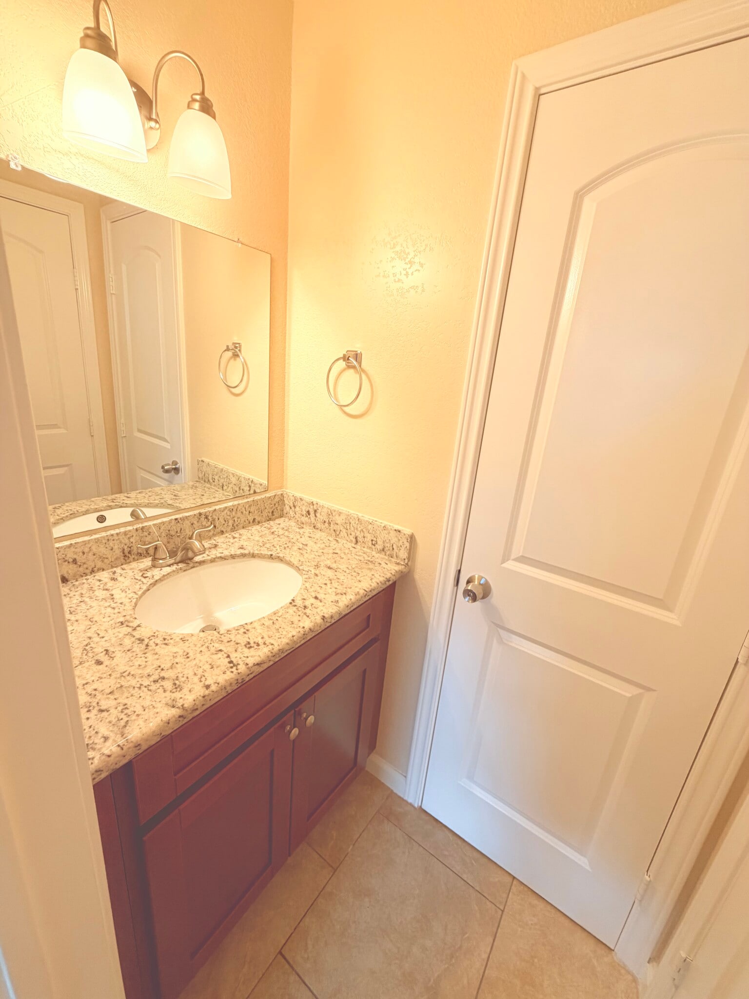 Building Photo - 12328 Ormandy St