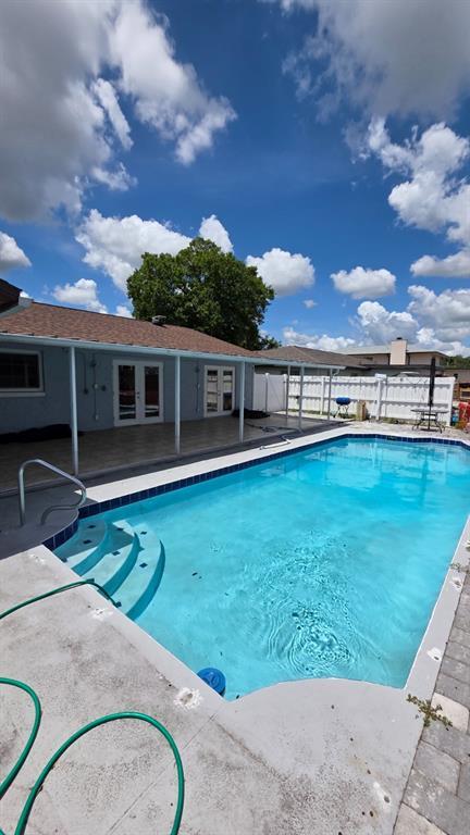Building Photo - 1703 Paradise Dr