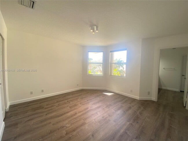 Building Photo - 2486 Bay Isle Dr