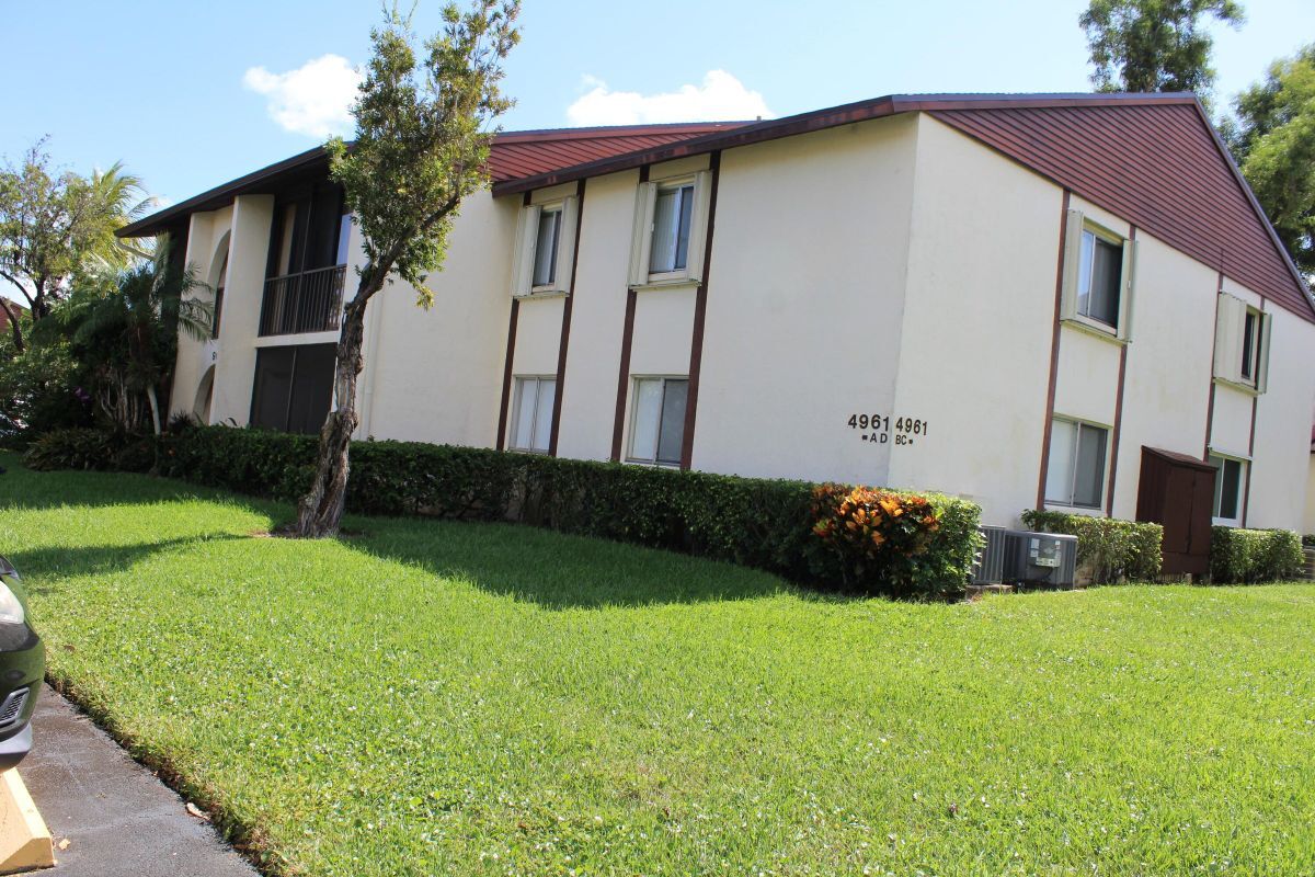 Building Photo - 4961 Sable Pine Cir