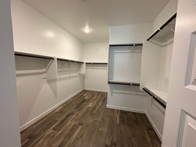 Building Photo - BRAND NEW HOME WARNER MEADOW GILBERT