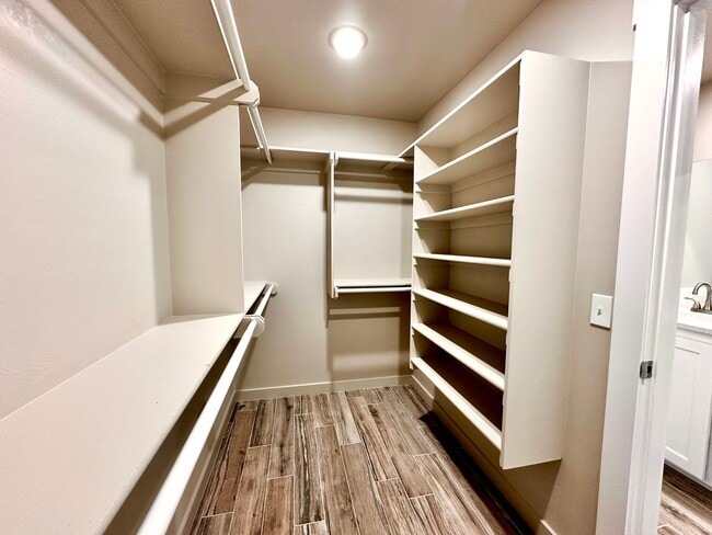 Building Photo - New Construction Home south of Blanchard approx 8-10 miles from Chickasha Move in Deposit-Free (I...