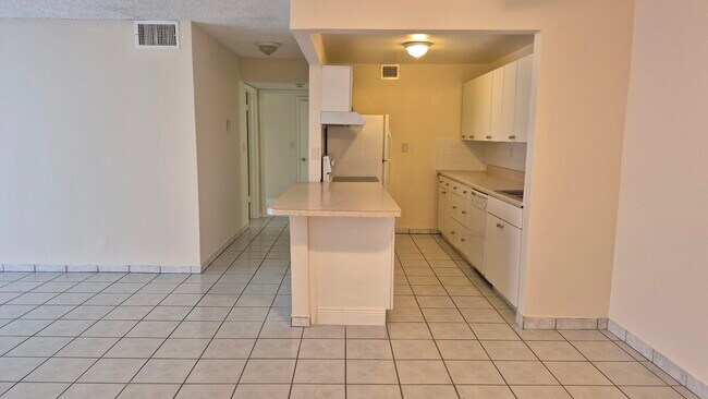 Building Photo - 11604 NW 29th St