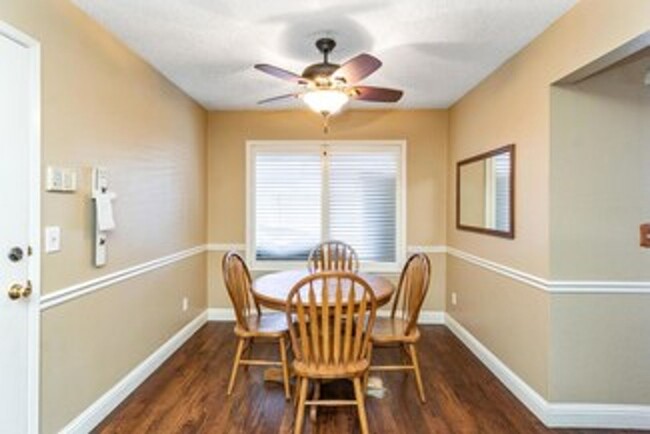 Building Photo - 3 Bedroom 2 Bathroom for Rent $2,400