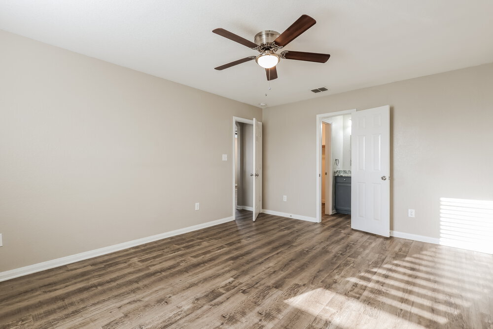 Building Photo - 5443 Chase Canyon