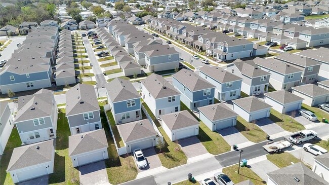 Building Photo - 714 Squire Ave