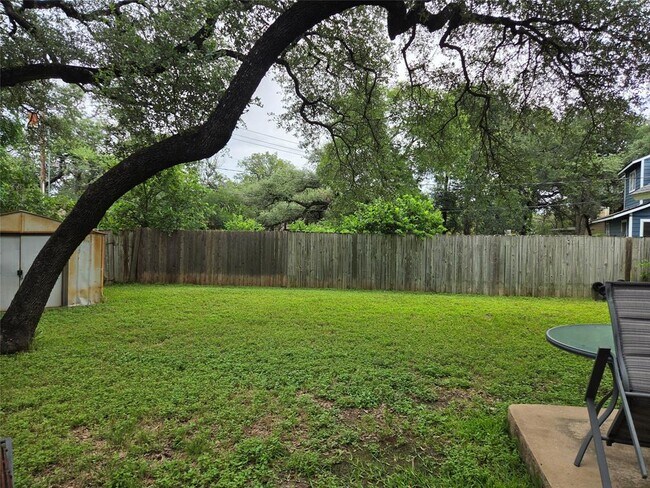 Building Photo - 8716 Clearbrook Trail