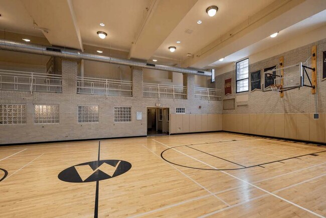 Building Photo - 116 N 15th St