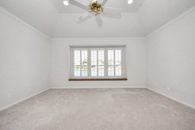 Building Photo - 39 Wild Meadow Ct