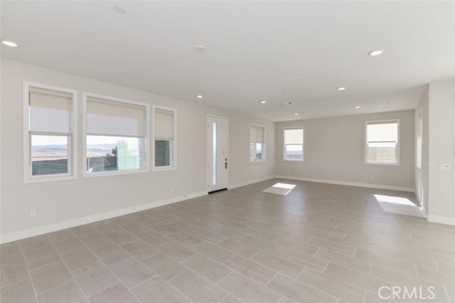 Building Photo - 132 Chorus