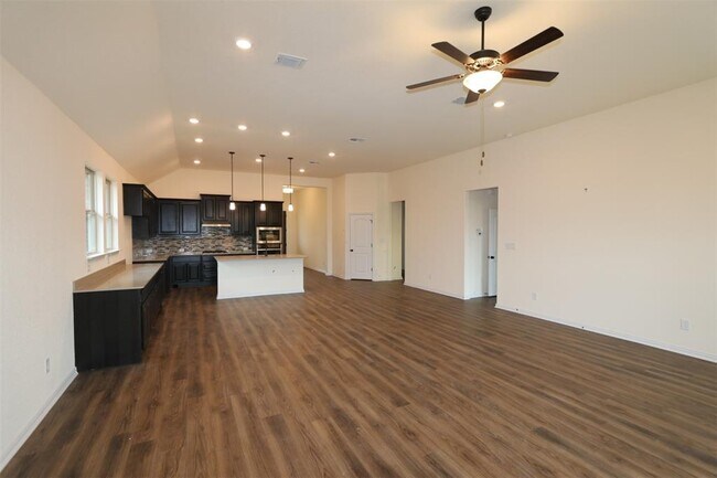 Building Photo - 3305 Amerigo Pl