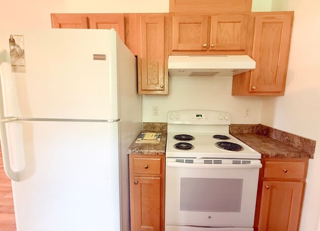 Building Photo - 3-Bedroom Home in Algood with Shaded Backyard