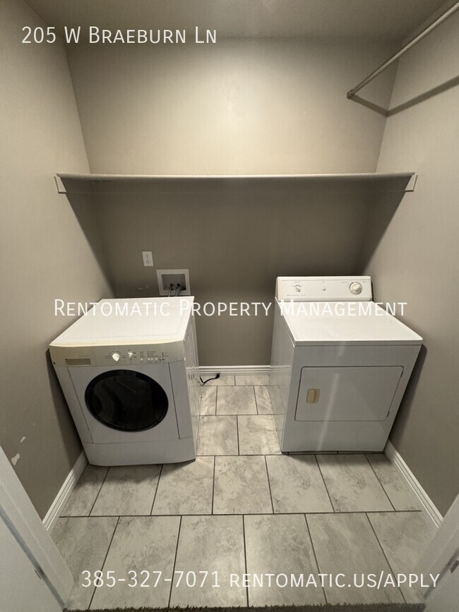Building Photo - 205 Braeburn Ln