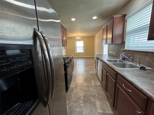 Building Photo - 307 Wildcat Dr