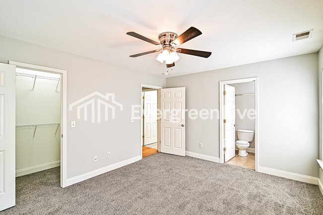 Building Photo - 133 St Andrews Pl Dr