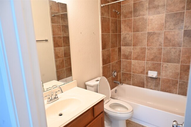 Building Photo - 5418 Gibralter Pl