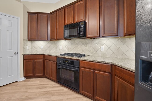 Building Photo - 21558 Duke Alexander Dr
