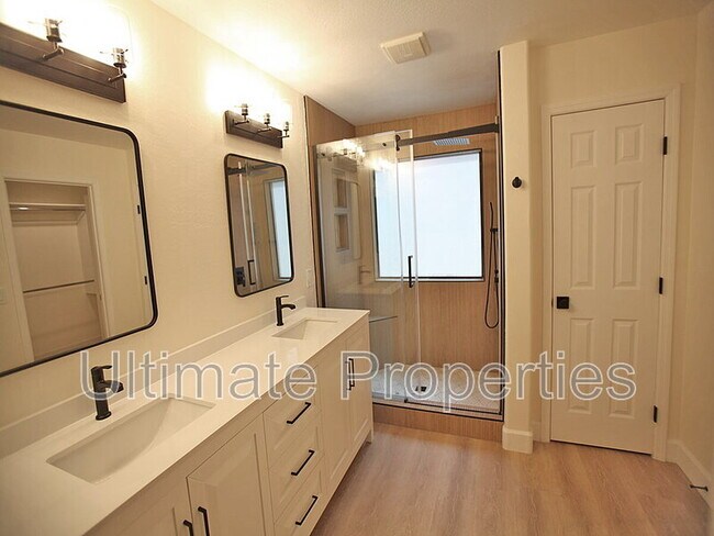 Building Photo - 23529 N 117th Dr