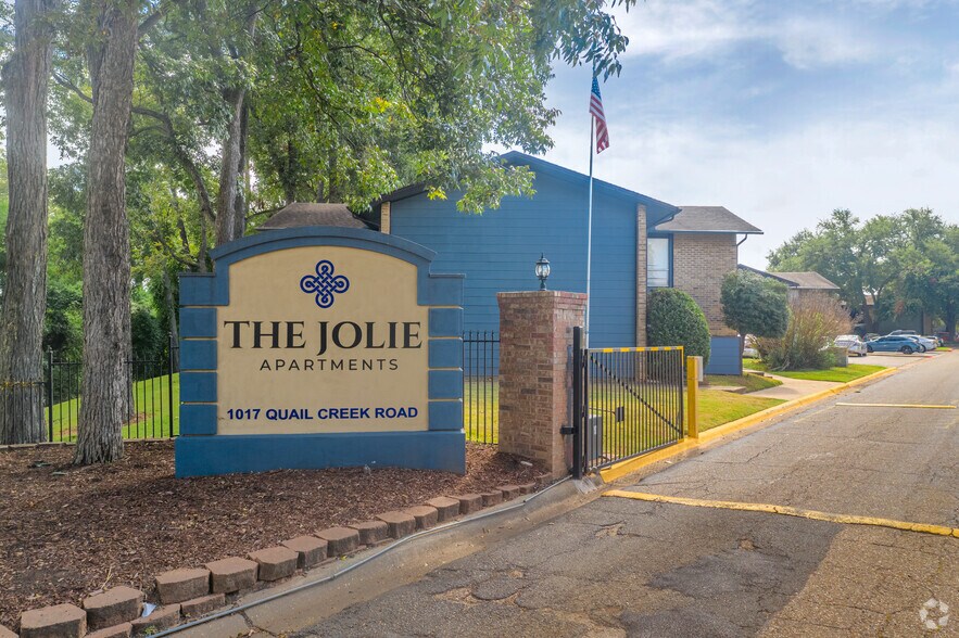 The Jolie Apartment Homes AllInclusive 1017 Quail Creek Rd