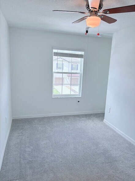 Building Photo - 10178 Honey Hammock Way