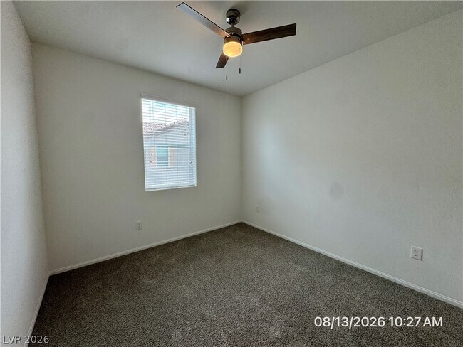 Building Photo - 630 Bellus Pl