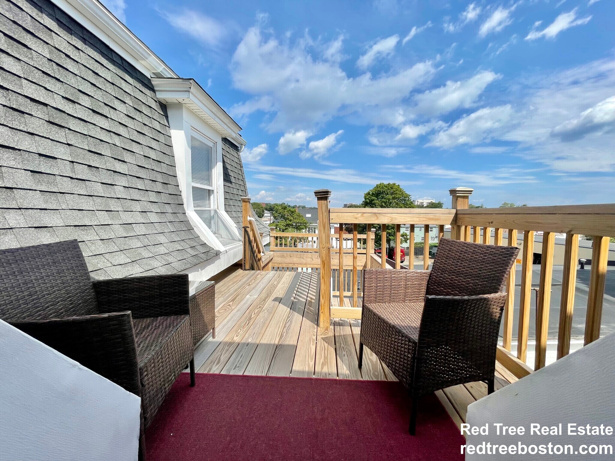 Building Photo - 98 Franklin St