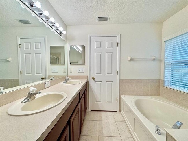 Building Photo - 5814 Sweet William Terrace