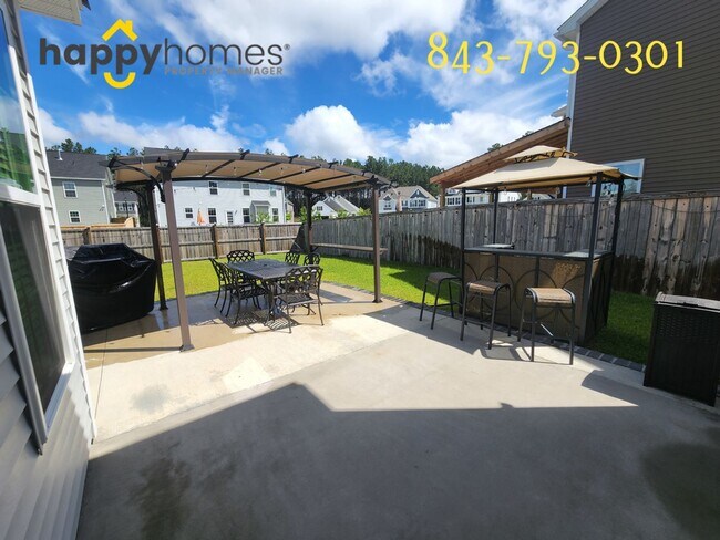 Building Photo - Beautiful 3/2.5 home located in Summerville and won't last long!