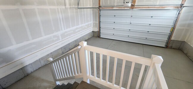 Building Photo - 1594 E 6755 N