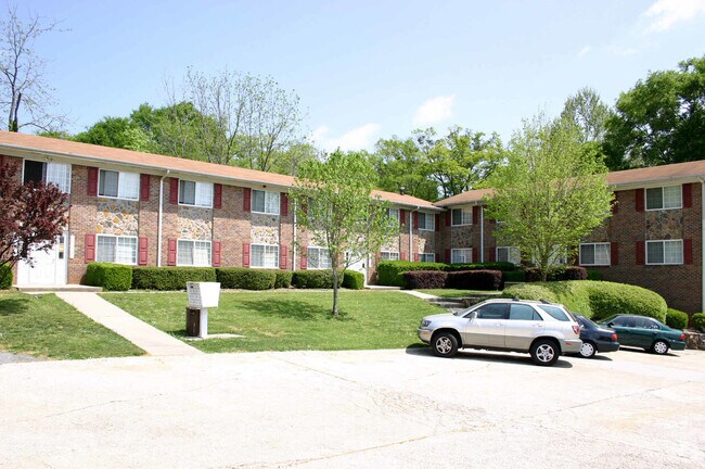 Primary Photo - 641 Powder Springs St SE