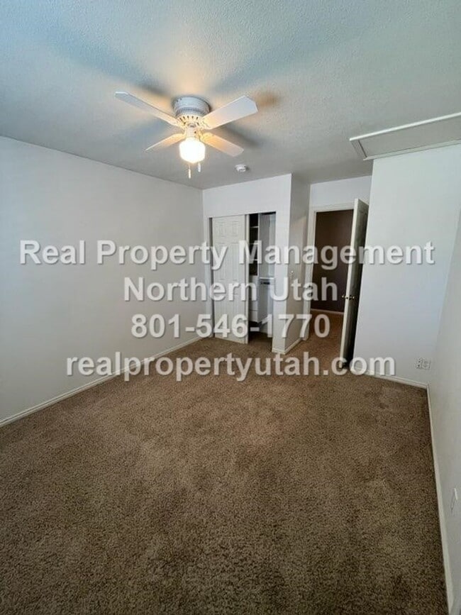 Building Photo - 3 Bedroom Layton Home Coming Available in ...