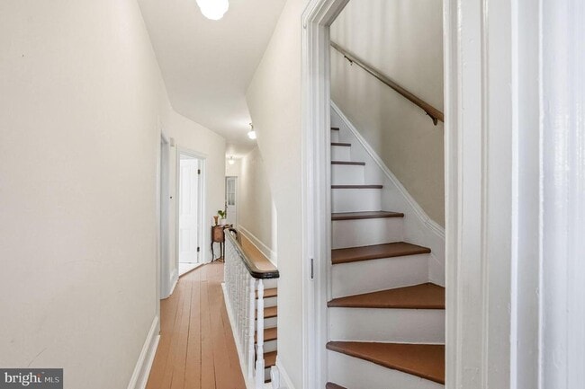 Building Photo - 346 E Union St