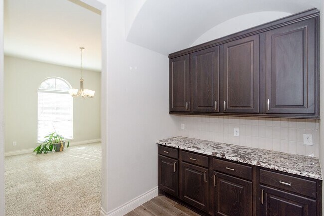 Building Photo - 12607 Pine Savannah Ln